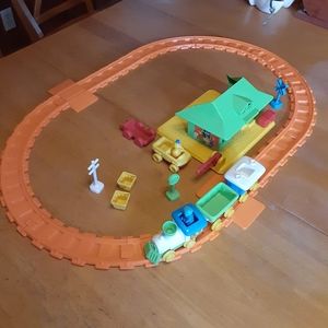 VINTAGE 1981 Child Guidance #62500 Sesame Street Railroad Playset.